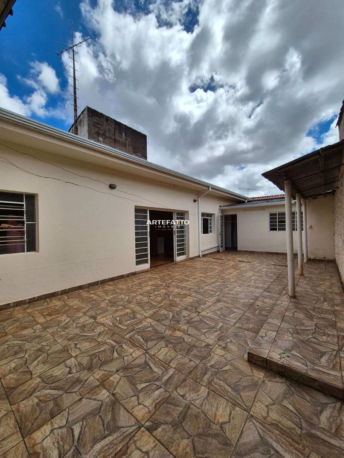 Imagem Casa à venda em Franca, Jardim Bueno, com 4 quartos, 193m2