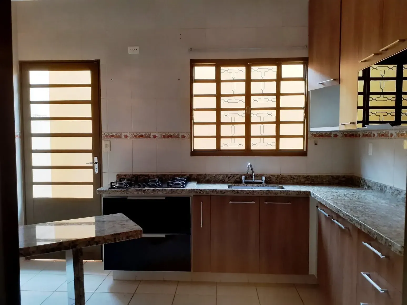 Imagem Casa com 3 Quartos à Venda, 208 m² em Centro - Poços de Caldas
