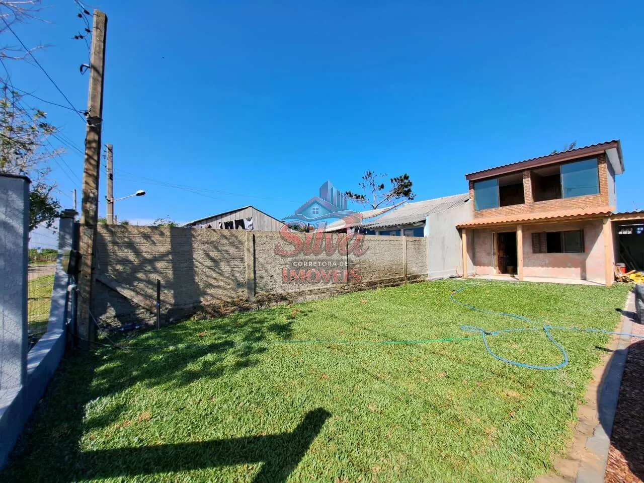 C123 | Casa 3 dormitórios à venda em Mariluz C