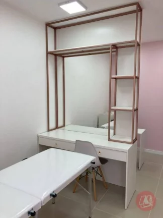 Imagem No bairro Passo da Areia, sala comercial de 23m².