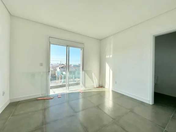 Imagem Casa 3 Dormitórios - Bairro Jardim Beira Mar