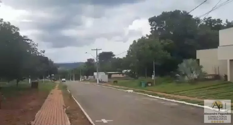 Imagem Lote em Condomínio Fechado para Venda em Senador Canedo, Residencial Villa Verde