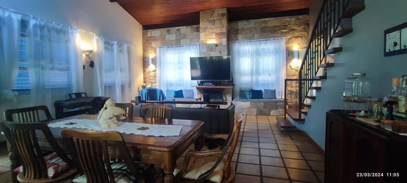 Imagem Casa para Venda em Petrópolis / RJ no bairro Araras