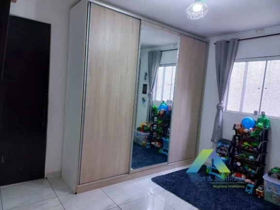 Imagem SANTO ANDRÉ Casa 150M², 2 dormitórios, 4 vagas, ótima localização e valor !!!!