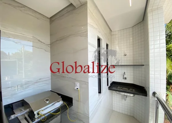 Imagem Casa com 2 quartos, sendo 1 suíte, Vaga de garagem pra carro e moto por R$ 649.000,00