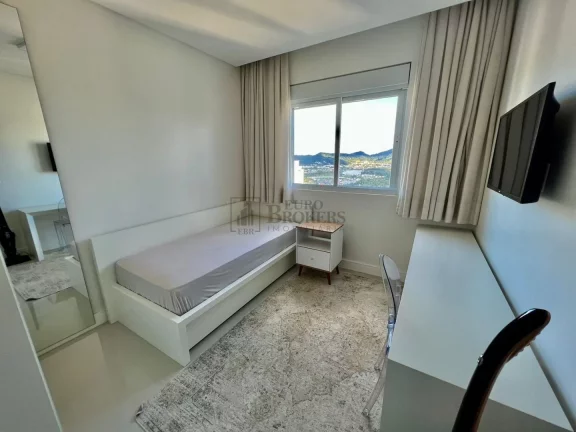 Imagem Apartamento com 4 suítes à venda no Ed. Villa Serena