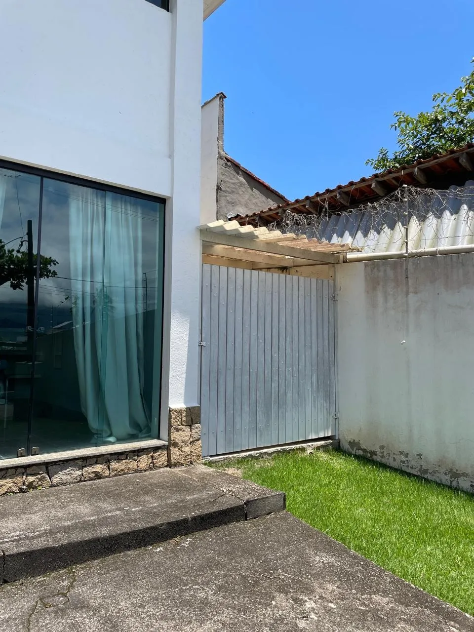 Imagem Casa no condomínio Real Residence para venda com 3 quartos, sendo 1 suíte, 153m2