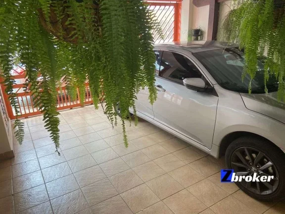 Imagem Casa Ampla com 2 vagas,quintal e Edícula-Residencial ou Comercial-Localização 10