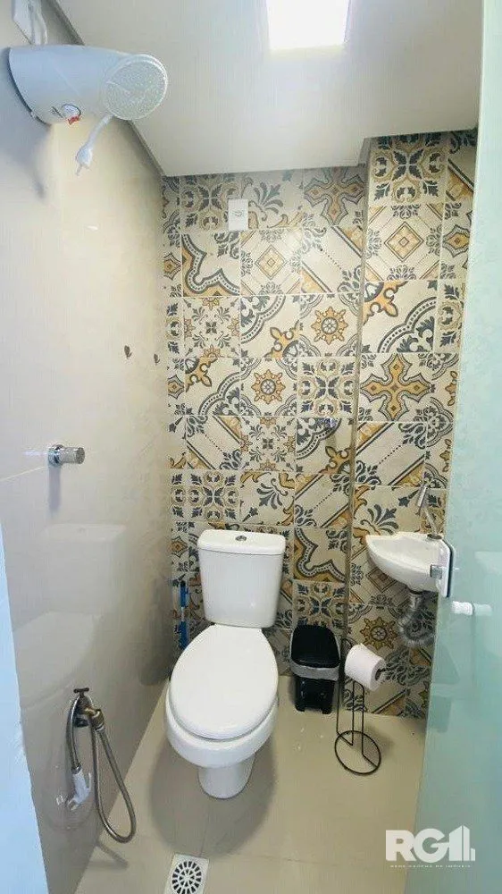 Imagem APARTAMENTO SEMI-MOBILIADO NO BAIRRO FLORESTA