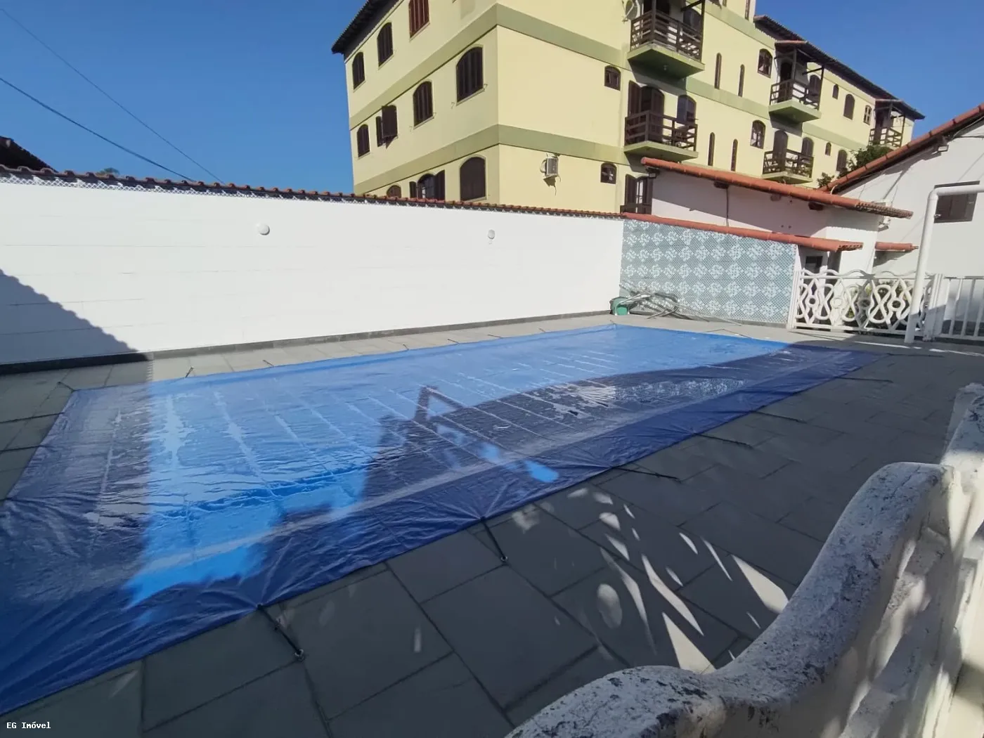 Casa em Condomínio para Locação em Saquarema, Itaúna, 3 dormitórios, 1 suíte, 2 banheiros, 1 vaga
