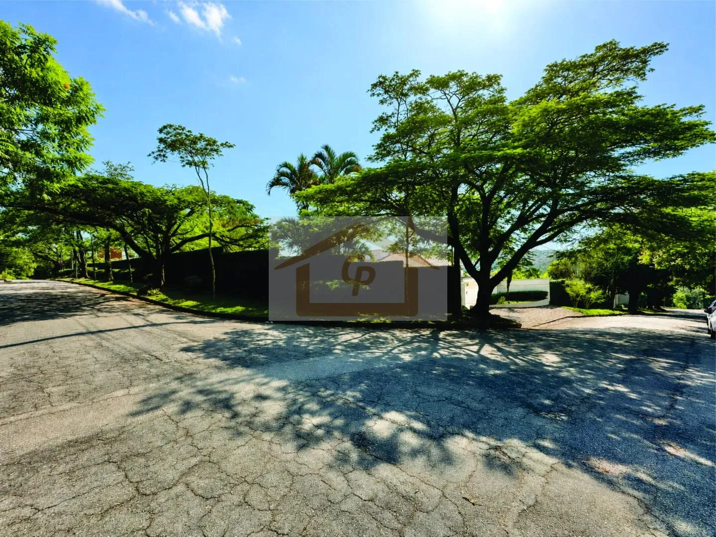 Foto do imóvel Rústica, avarandada, Mista alvenaria e madeira de lei, 3 dorms/1ste, gourmet, lareira!
