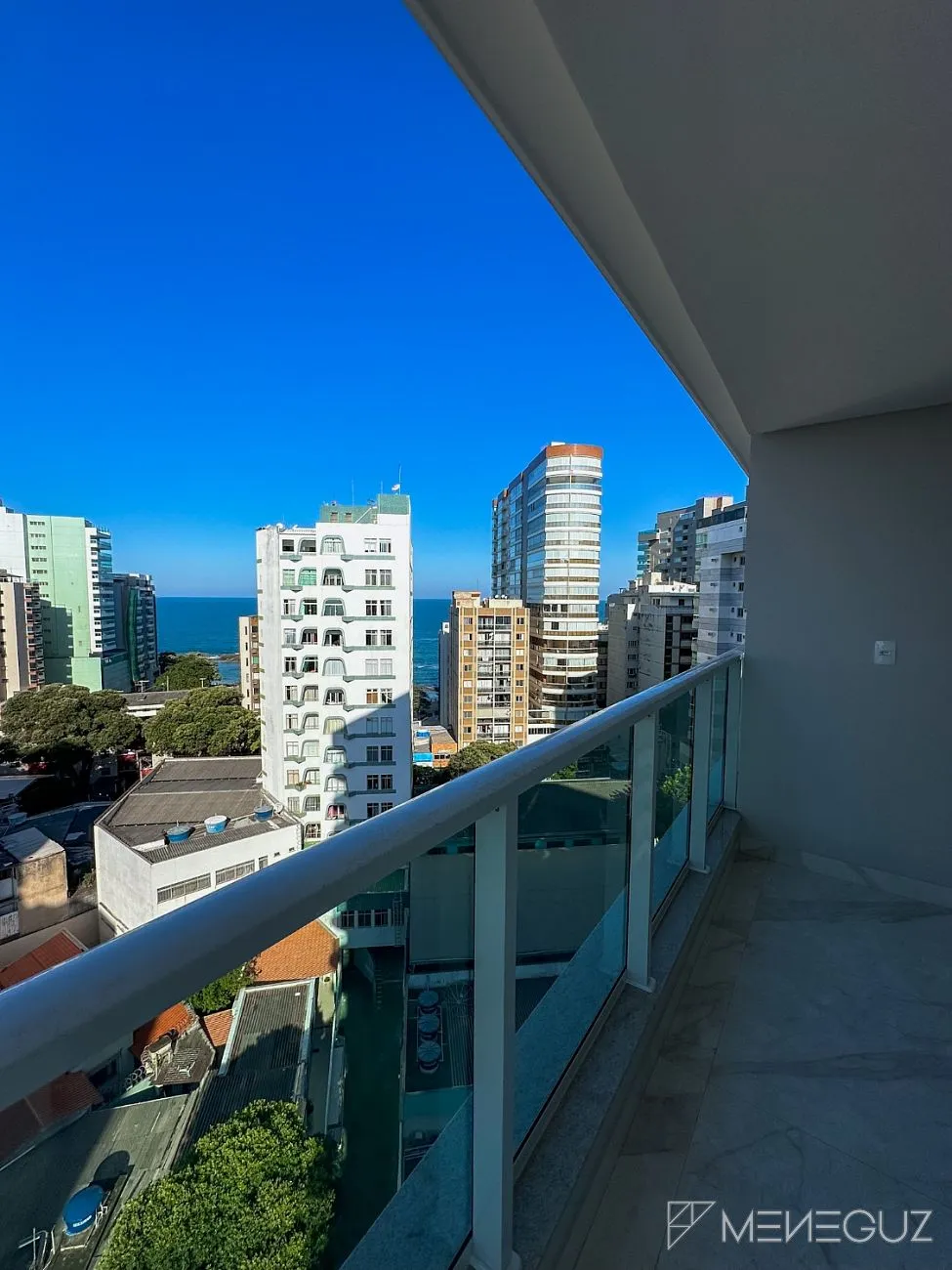 Imagem Apartamento de Luxo Novo no Centro de Guarapari - 3 Quartos com Suíte e Lazer Completo!