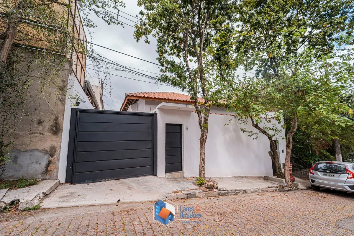 Imagem Casa de vila para venda em Chácara Monte Alegre com 3 quartos, sendo 2 suítes, 250m²