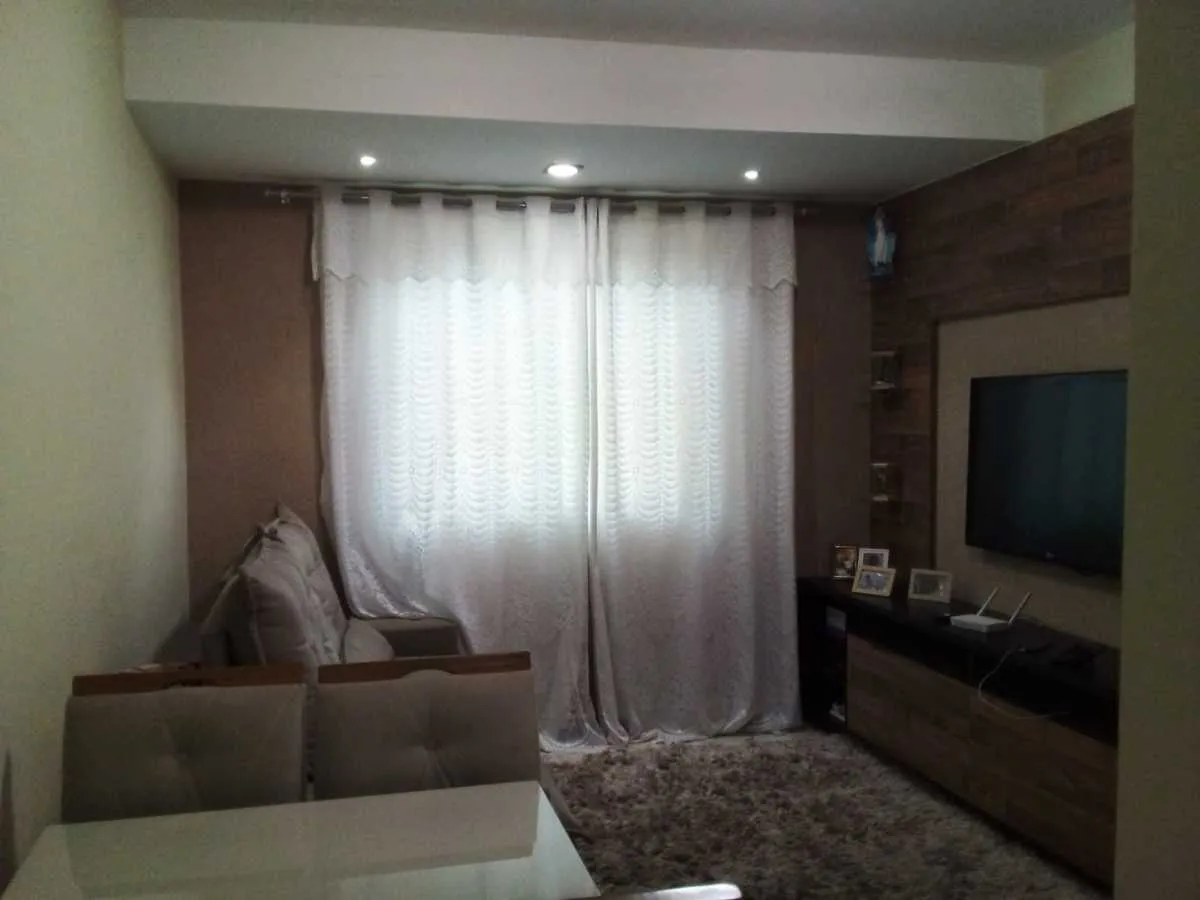 Imagem Casa duplex à venda, 3 quartos, 1 suíte, 2 vagas, Localização Privilegiada - Santa Luzia/MG