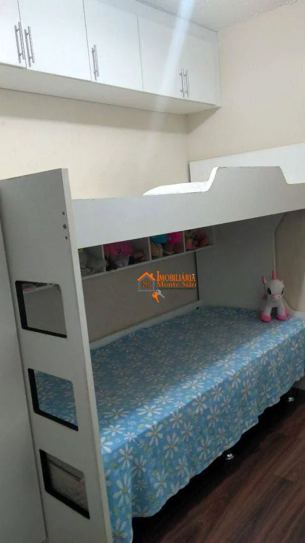 Imagem Apartamento com 2 dormitórios à venda, 41 m² por R$ 210.000,00 - Água Chata - Guarulhos/SP