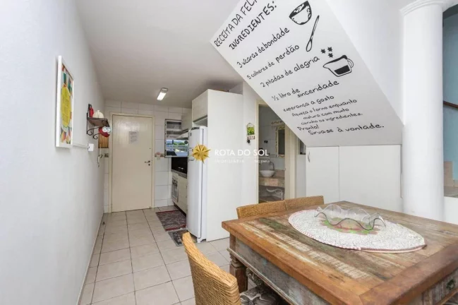 Imagem Guilhermina Residencial Sobrado frente mar Praia Canto Grande Bombinhas SC