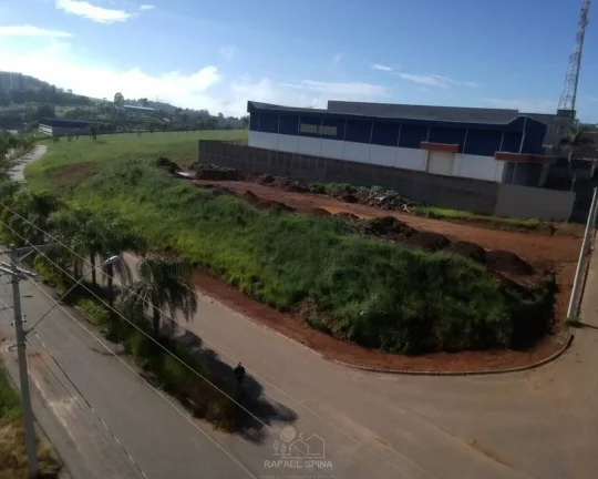Imagem Área à venda no bairro Jardim Planalto do Tanque - Atibaia/SP