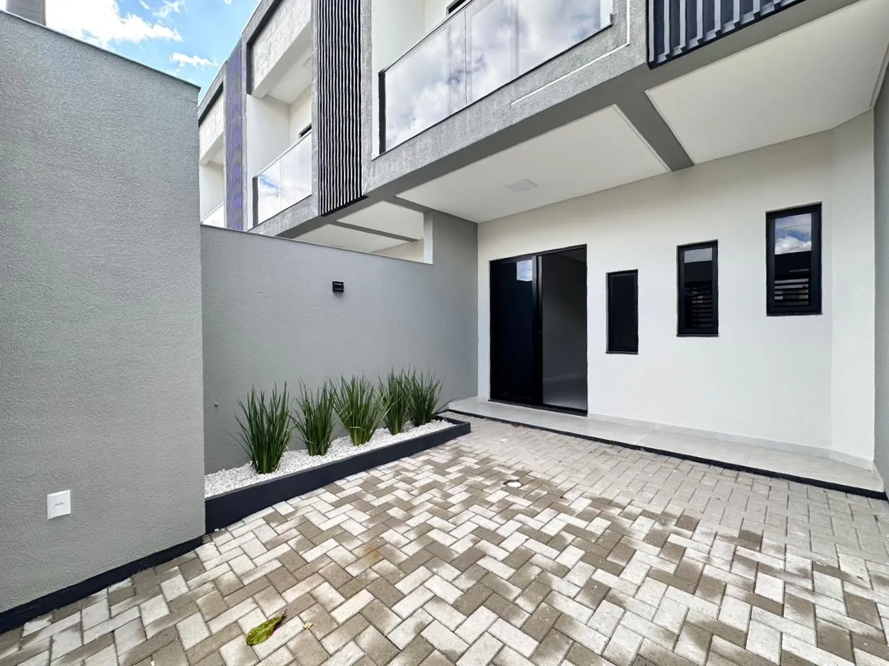 Imagem Casa à venda com 74m2 por R$ 649.000,00