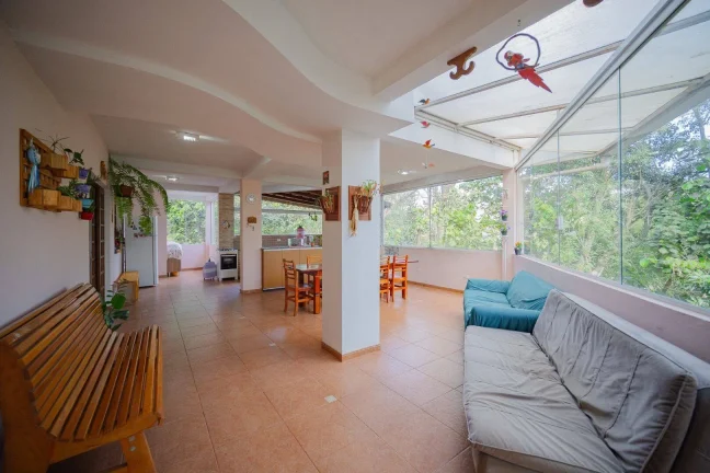 Imagem Casa com 3 quartos à venda em Cotia/SP 1000M² de Terreno.