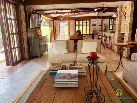 Imagem Casa maravilhosa em 1.488m2 no condomínio Palos Verdes, total reformada
