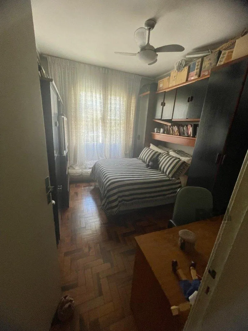 Imagem Apartamento no Petrópolis de 1 dormitório desocupado
