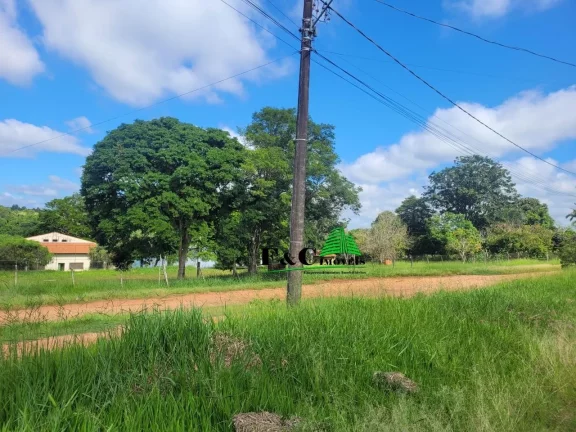Imagem Casa / Sobrado para Venda em Águas de Santa Bárbara, Parque dos Lagos, 3 dormitórios, 1 suíte, 1 banheiro, 4 vagas