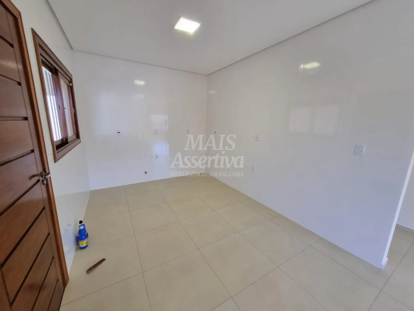 Imagem Ótima casa localizada em Tramandaí/RS - 3 dormitórios, 4 vagas de garagem