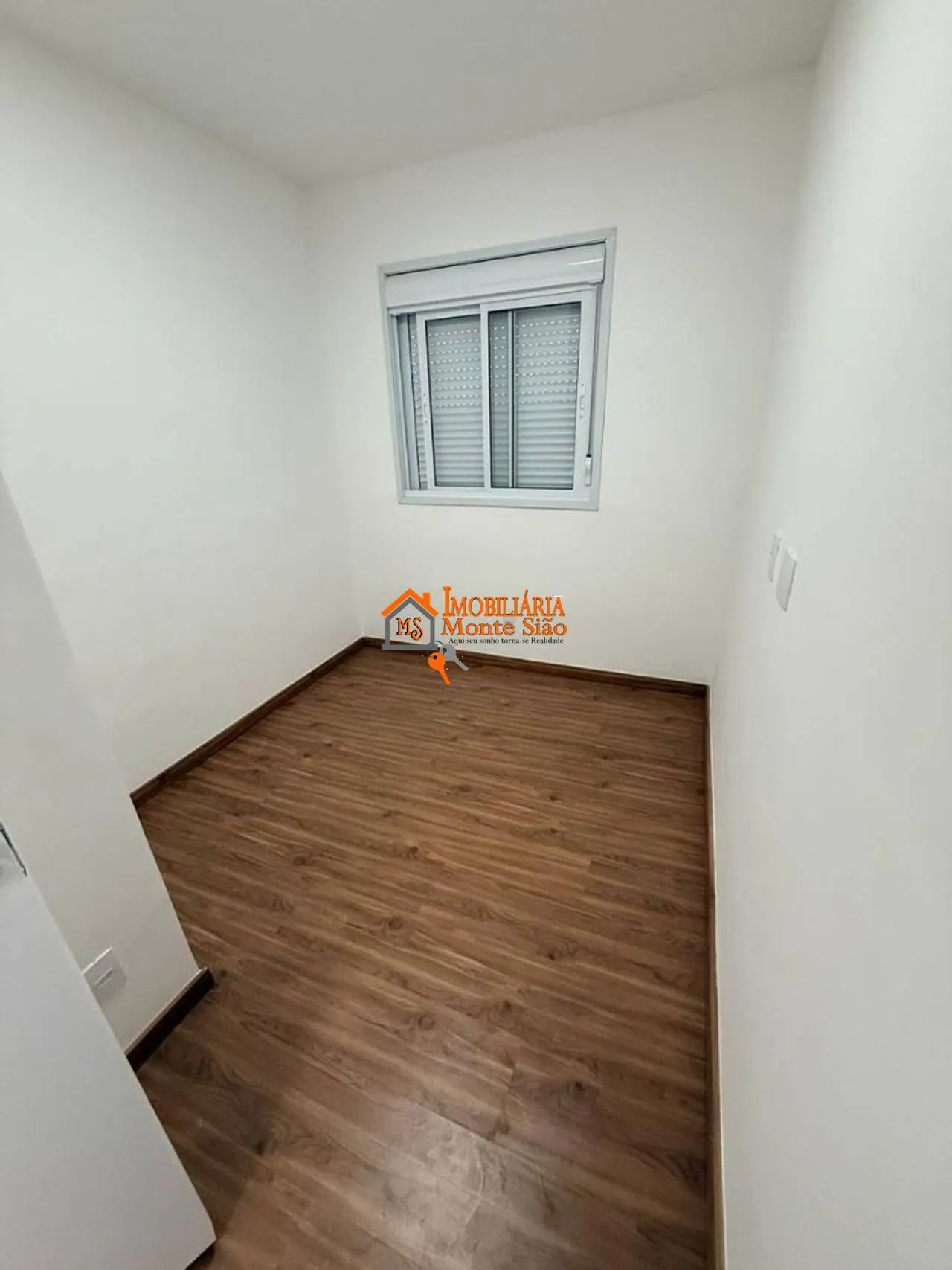 Imagem Apartamento com 2 dormitórios à venda, 44 m² por R$ 360.400,00 - Água Chata - Guarulhos/SP