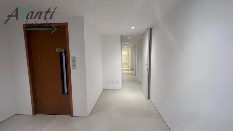 Imagem Apartamento Alto Padrão à Venda no Boqueirão em Santos