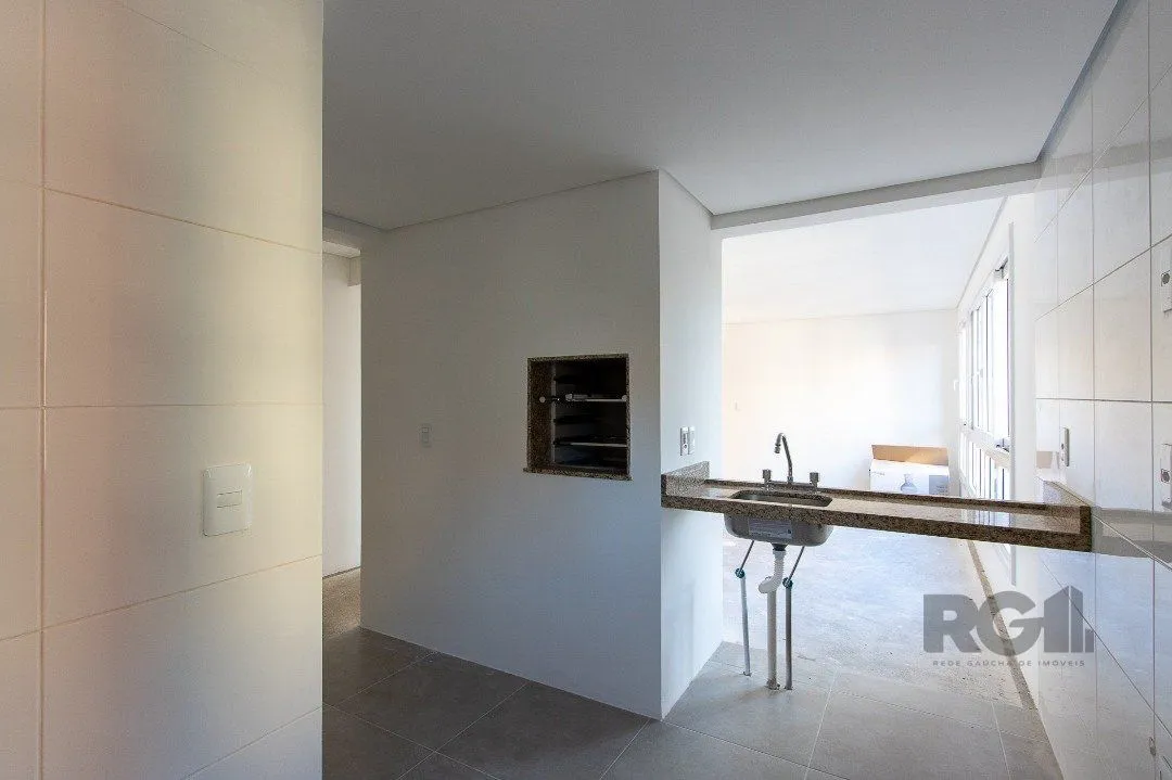 Imagem Cobertura para Venda - 214.34m², 3 dormitórios, sendo 3 suites, 2 vagas - Tristeza