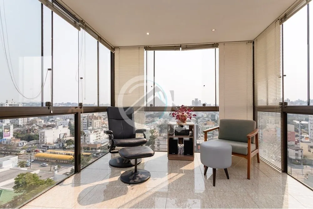Imagem Excelente cobertura no Jardim Botânico, 2 dormitórios, 1 home office, lavanderia, com piso totalme...