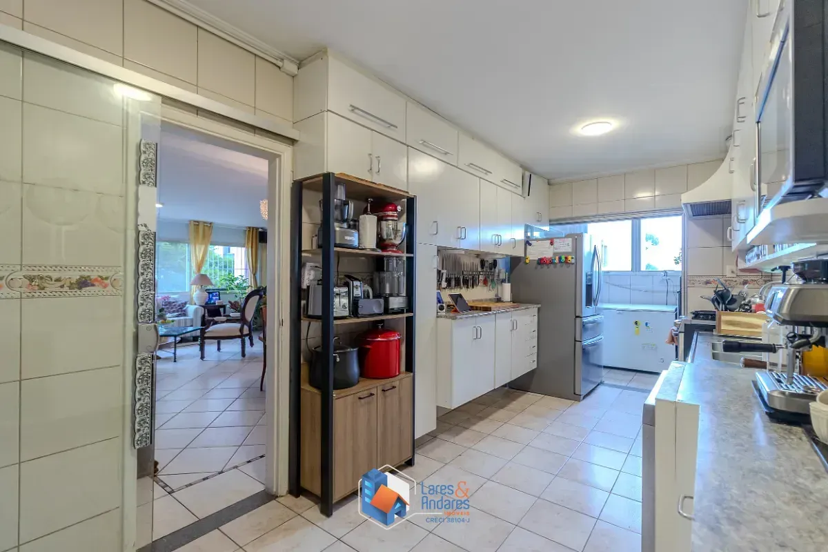Imagem Apartamento para venda em Santo Amaro com 4 quartos, sendo 1 suíte, 155m²