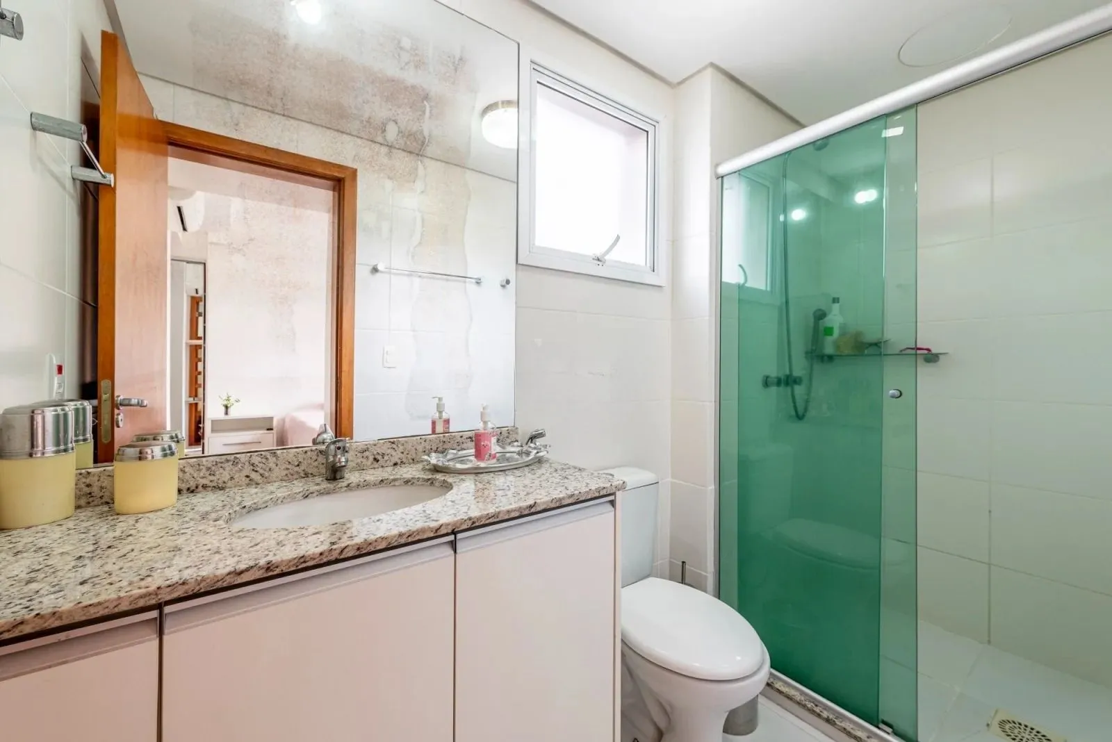 Imagem Apartamento Garden à venda com 3 quartos, 108m², 1 suíte, 2 vagas, Avenida Doutor Nilo Peçanha no bairro Chácara das Pedras