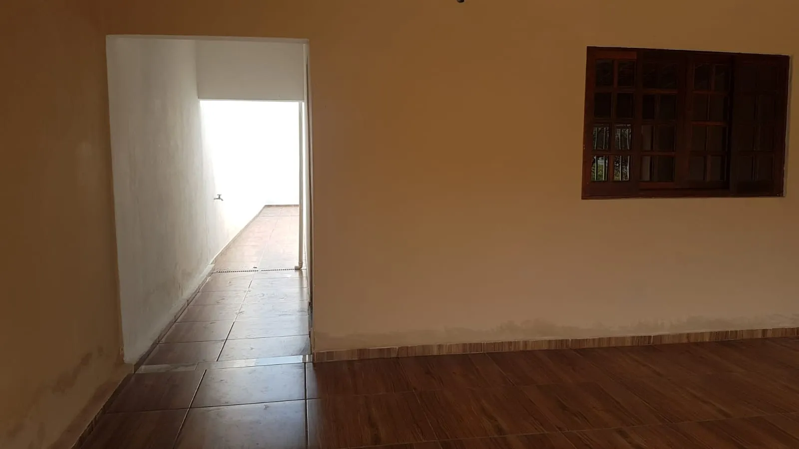 Imagem Casa a venda com amplo espaço