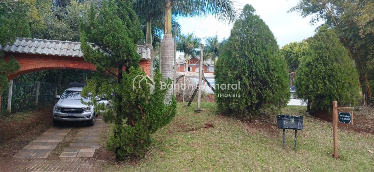 Imagem Espaço amplo com duas casas e lazer completo