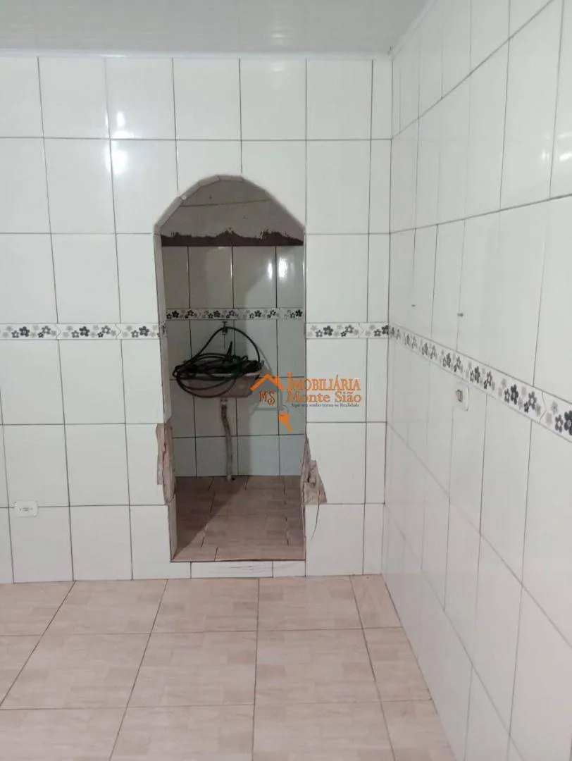 Imagem Casa com 3 dormitórios à venda por R$ 318.000,00 - Água Chata - Guarulhos/SP