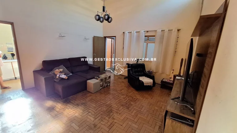 Imagem Sobrado no Centro de Morungaba 4 Dorm Gerando renda 1800,00 mês