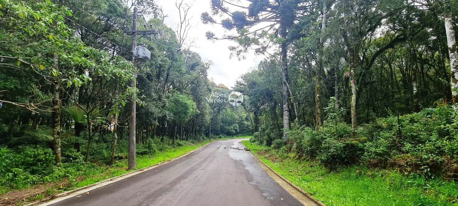 Imagem Terreno à venda por R$ 480.000,00 - Vale do Bosque - Gramado/RS