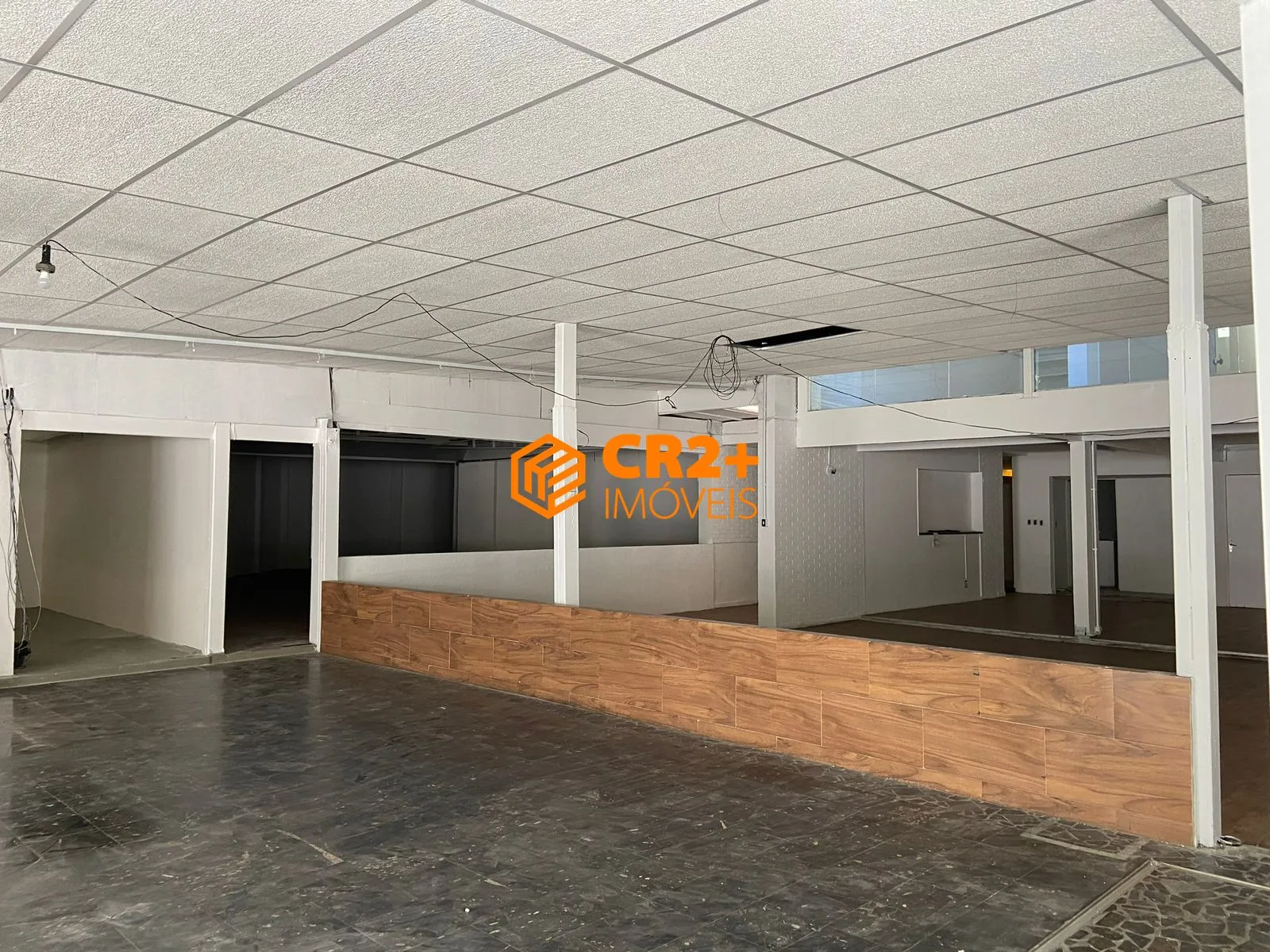 Imagem Vendo Casa de esquina em Piedade, Térreo + 1 andar, 702 metros