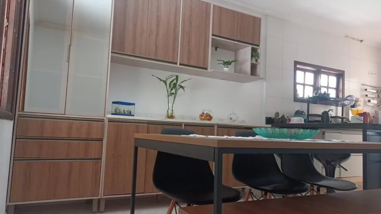 Imagem Lindo Sobrado semi-geminado - Residencial Villa D´este