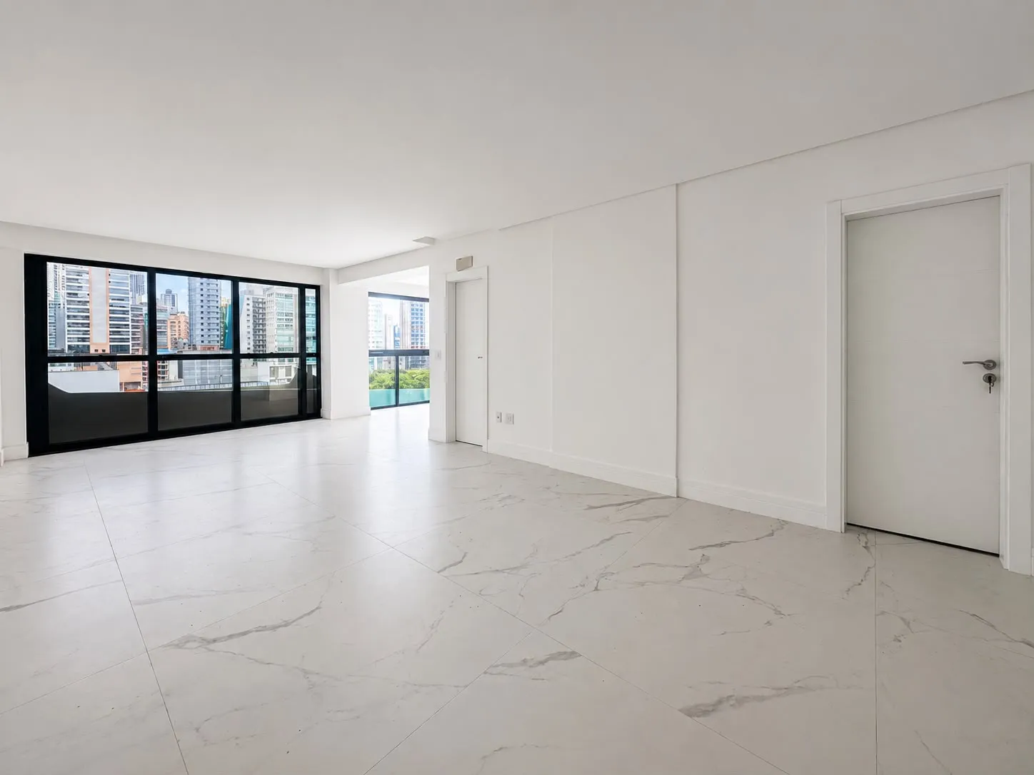 Imagem Apartamento à venda com 182m2 por R$ 3.800.000,00