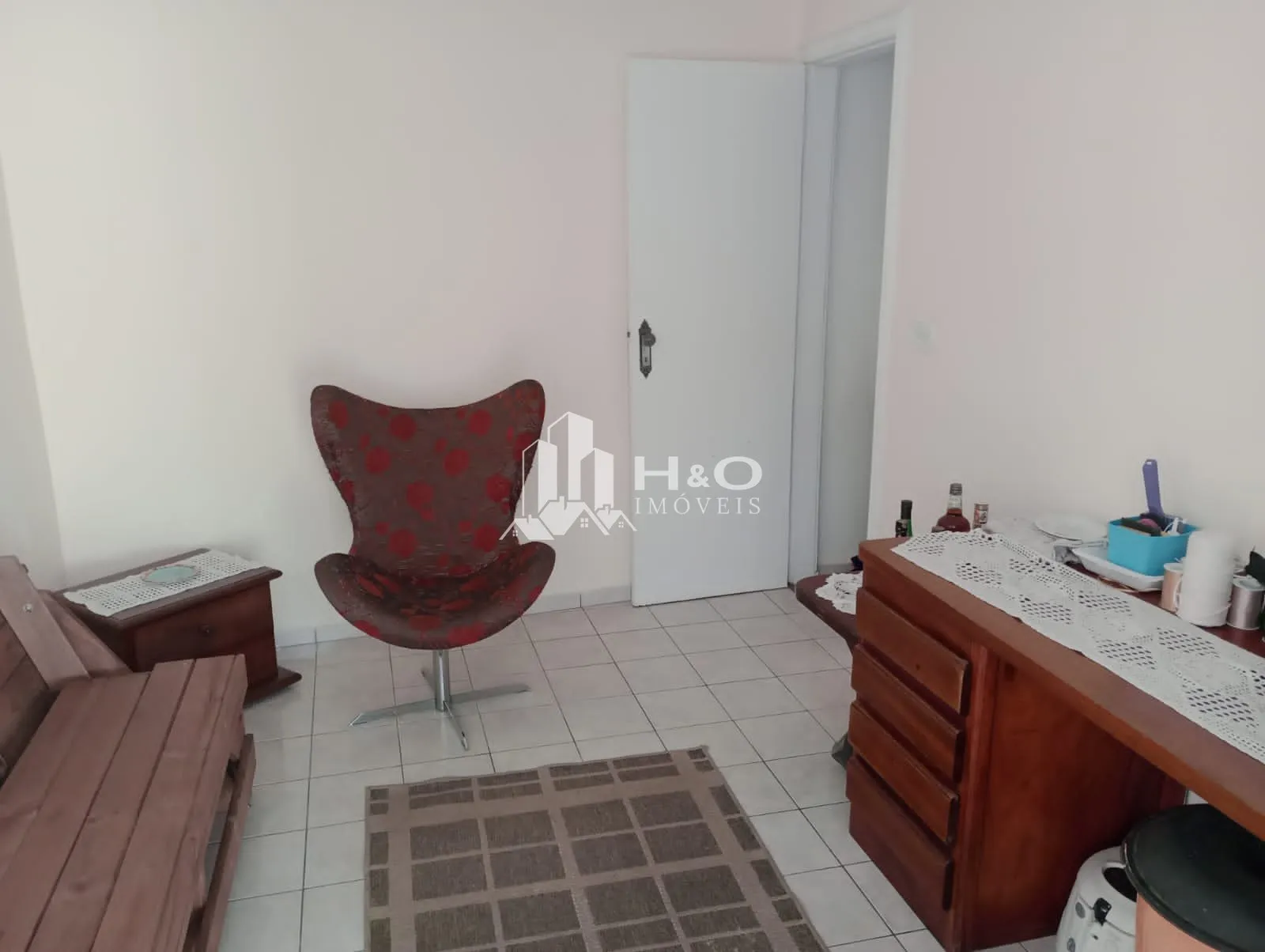 Imagem Oportunidade, Casa Térrea Ampla na Mooca com Churrasqueira, Closet e Quintal - Conforto e Versatilidade para Sua Família