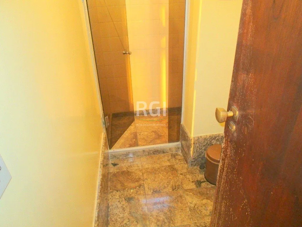 Imagem Apartamento para Venda - 145m², 3 dormitórios, sendo 1 suites, 2 vagas - Menino Deus
