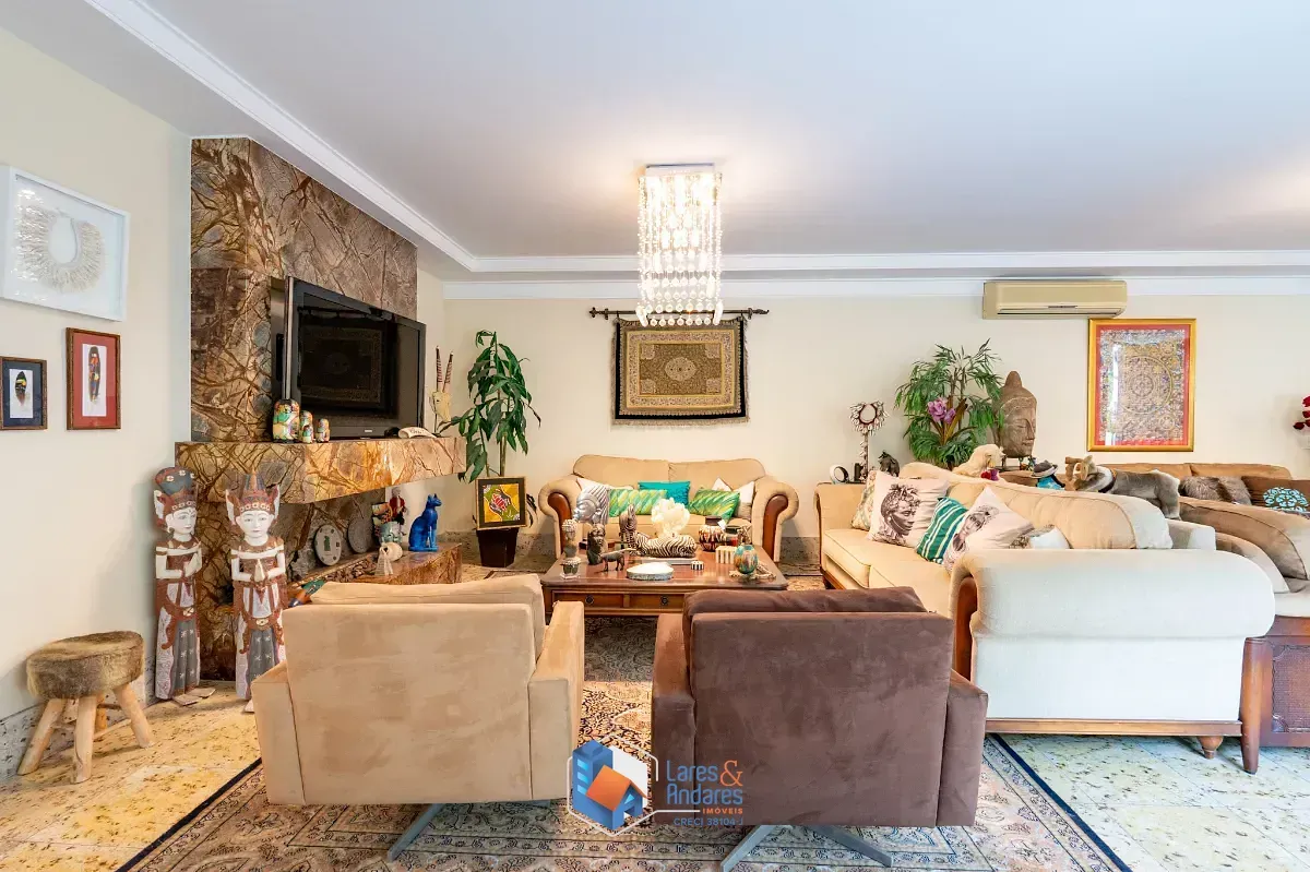 Imagem Casa no condomínio Vitória Régia para venda com 4 quartos, sendo 2 suítes, 800m²
