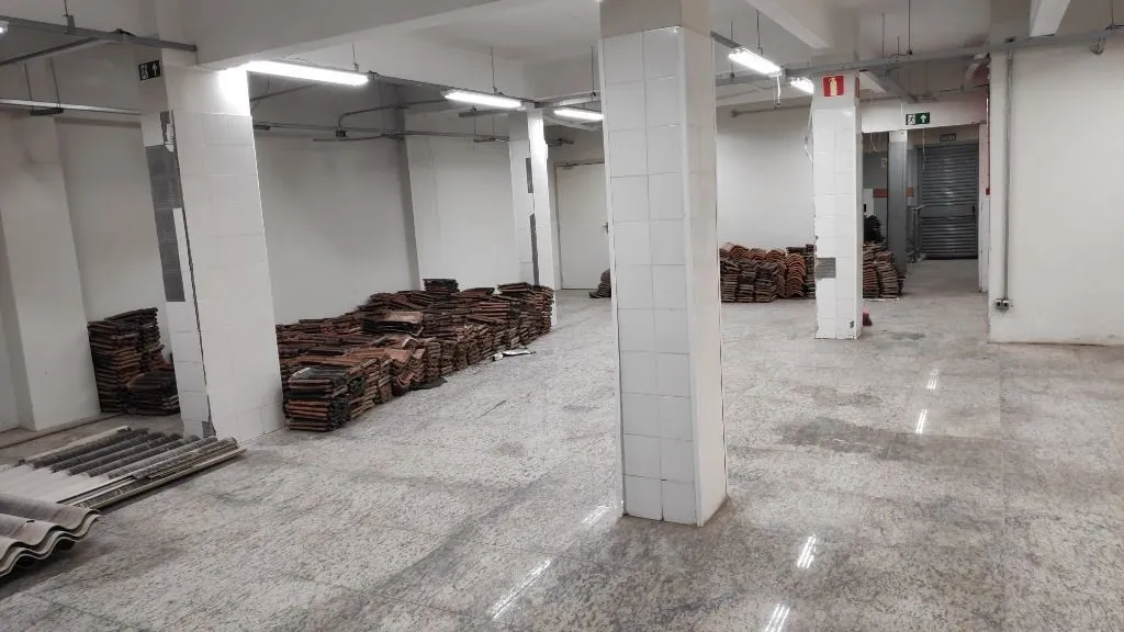 Imagem Loja para Locação/Aluguel - 348.2m², 0 dormitórios, Centro