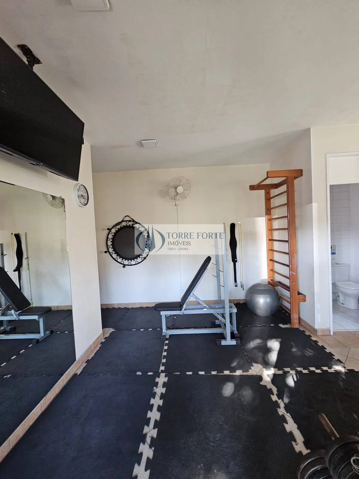 Imagem Lindo Apartamento mobiliado, 2 dormitórios na Vila Ré 