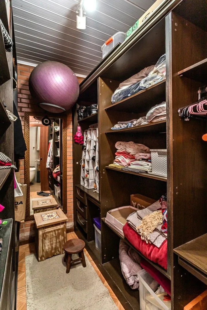 Imagem Casa no Jardim Botânico de 2 dormitórios 1 vaga e amplo terreno
