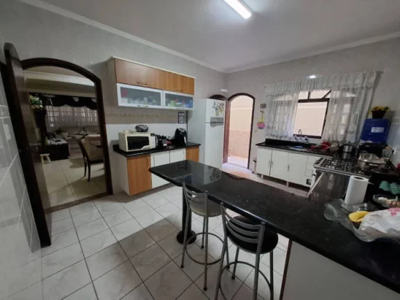 Imagem Casa Sobrado 3 dormitórios ( 1 suite ), 2 vagas, Bosque dos Ipês - Sjc.