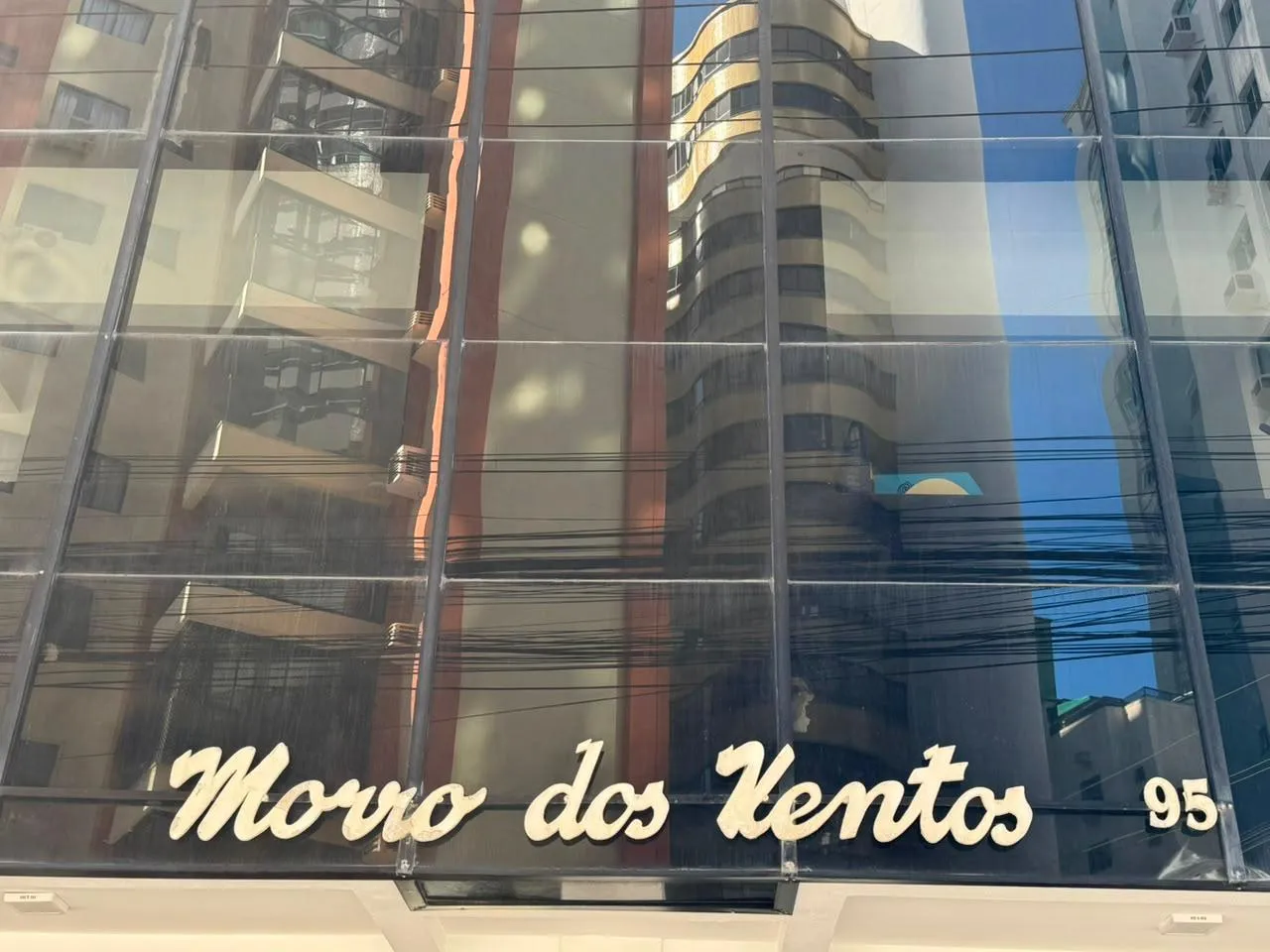 Imagem Apartamento com vista para o mar à venda com 107.28m2 por R$ 1.700.000,00