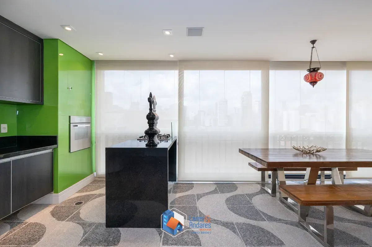 Imagem Apartamento para venda em Vila Nova Conceição com 3 quartos, sendo 3 suítes, 180m²